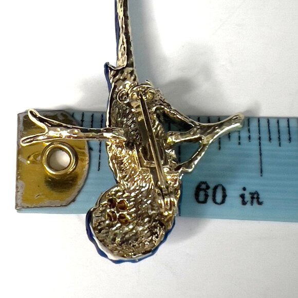 Pair of Blue & White Parrot Macaw Rhinestone Brooch Pins Gold Tone Branches - Picture 7 of 7